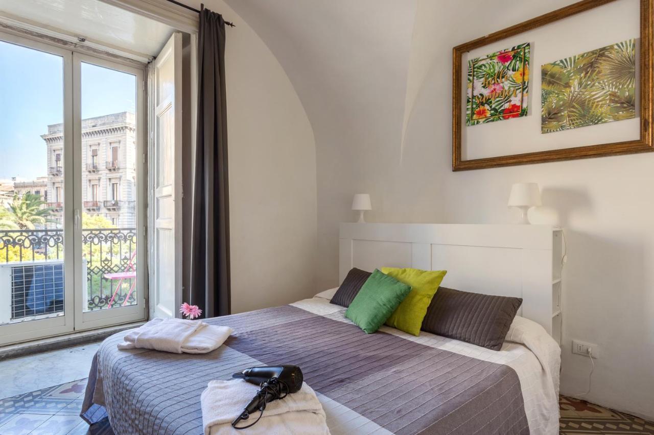 Da Gianni E Lucia Rooms With Bathroom In The City Center CTA Exterior foto